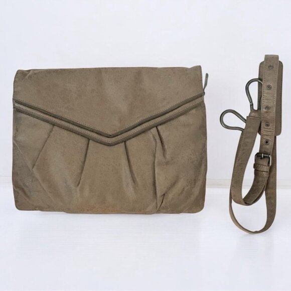 Matt & Nat taupe fabric envelope shoulder bag with zipper detail - Picture 2 of 12